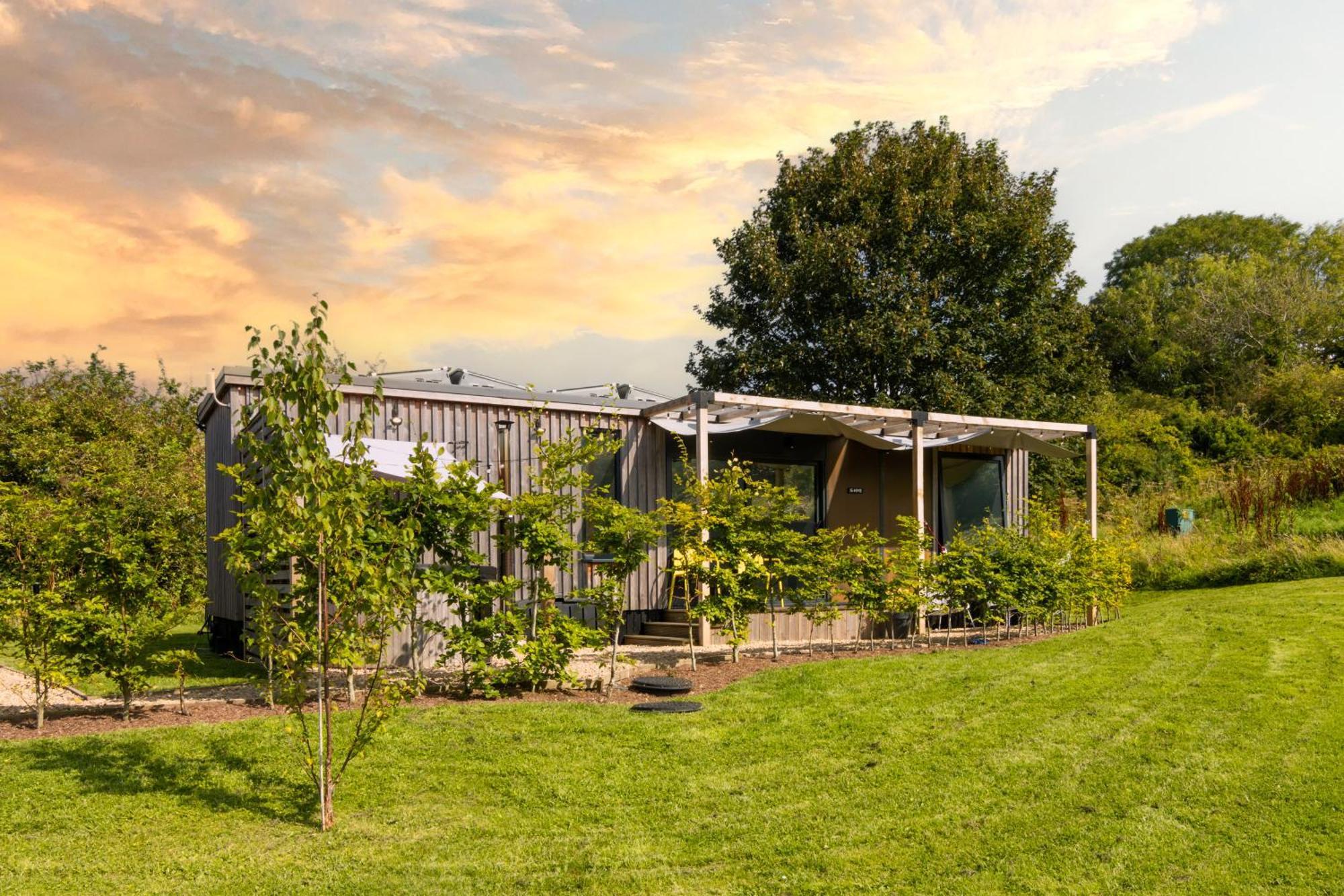 The Hive - Unique Hot Tub Cabin In Millport Εξωτερικό φωτογραφία